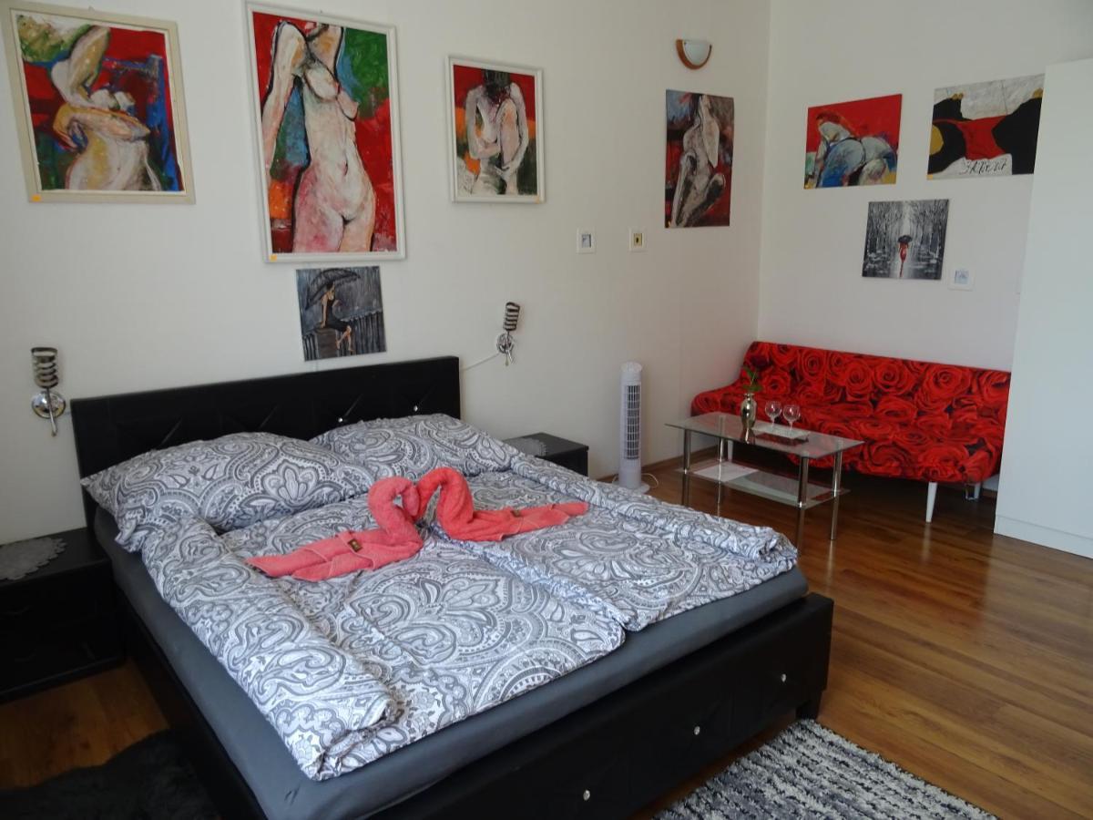 Guesthouse Ilona Velky Kamenec Εξωτερικό φωτογραφία
