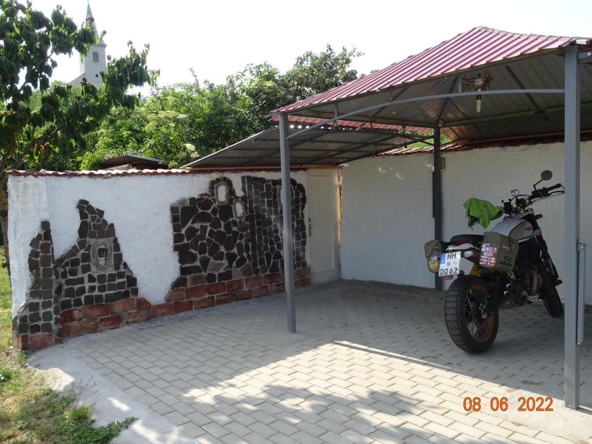 Guesthouse Ilona Velky Kamenec Εξωτερικό φωτογραφία