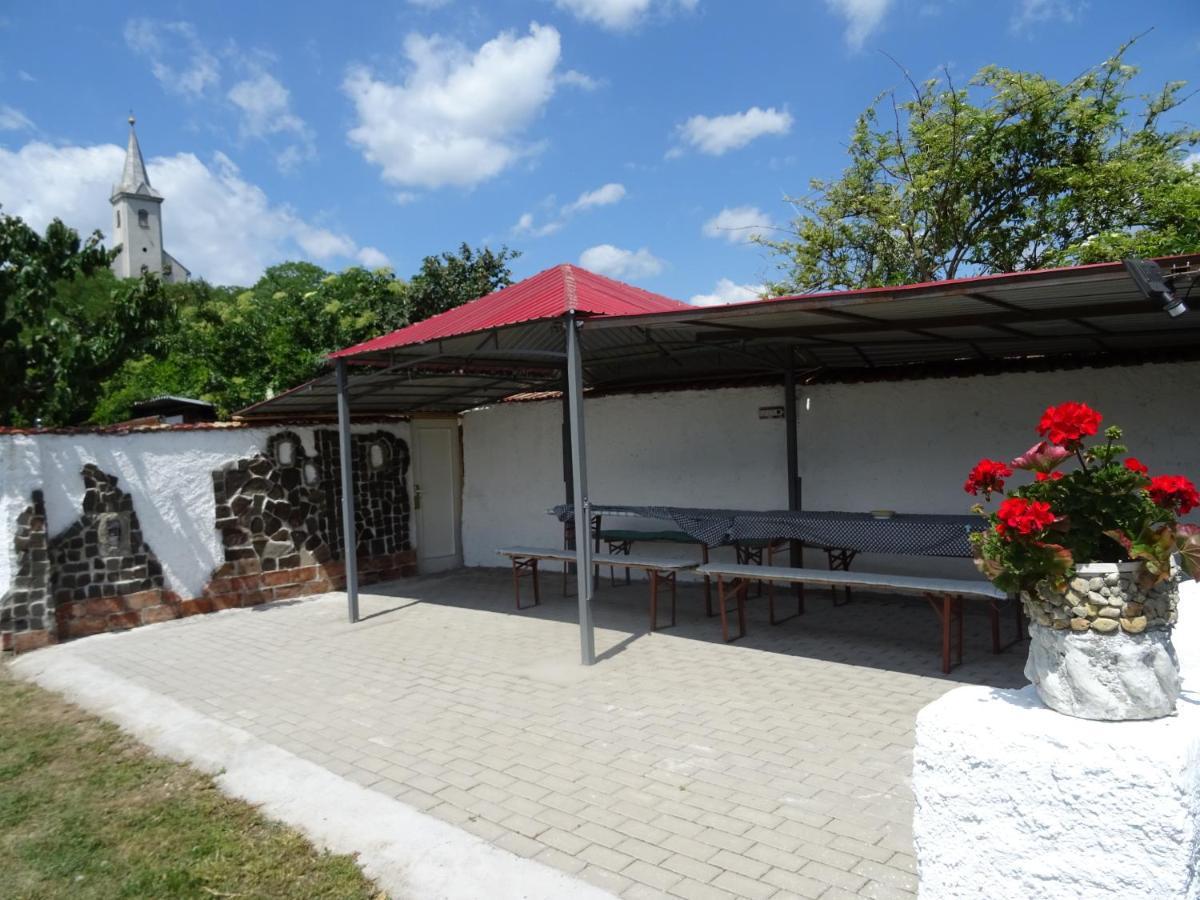 Guesthouse Ilona Velky Kamenec Εξωτερικό φωτογραφία